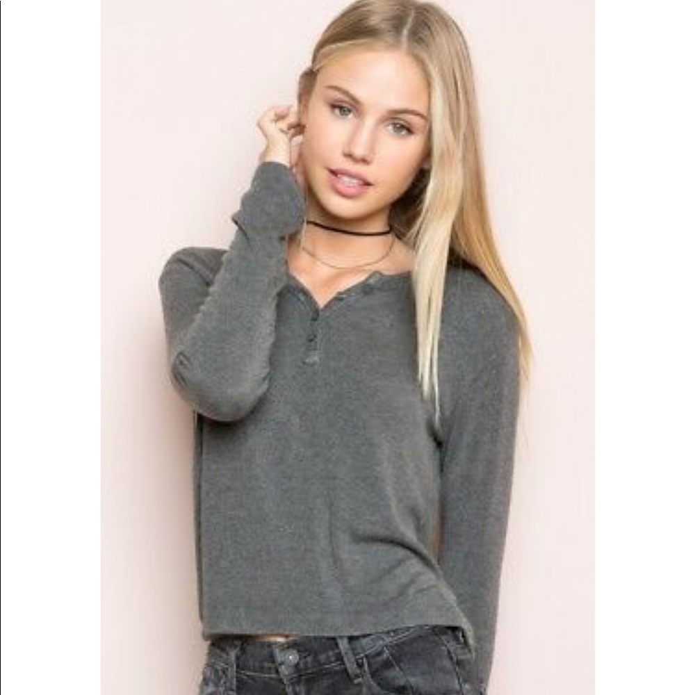 brandy melville long sleeve top
